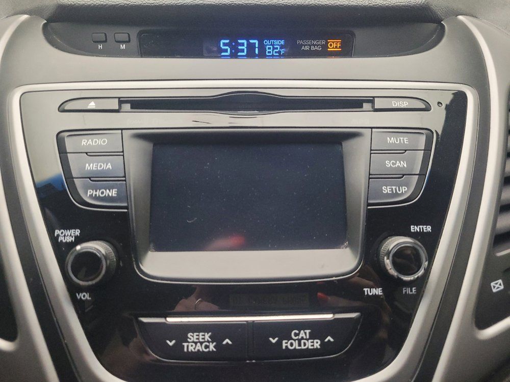 Used 2014 Hyundai Elantra SE w/ Option Group 02 FWD image 25