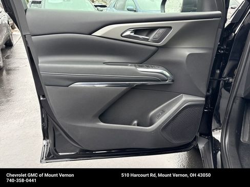 New 2026 Chevrolet Traverse LT w/ Driver Confidence Package image 11