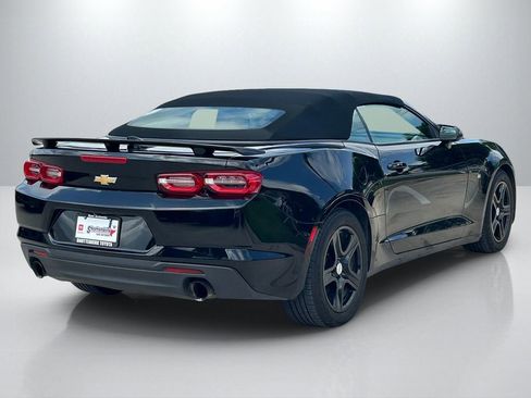 Used 2023 Chevrolet Camaro LT RWD image 5