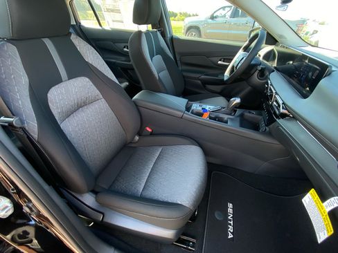 New 2026 Nissan Sentra SV w/ SV Convenience Package FWD image 12
