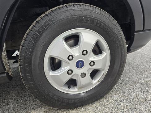 Used 2017 Ford Transit 250 130 Low Roof image 28