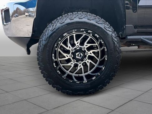 Used 2015 Chevrolet Silverado 2500 LT w/ LT Convenience Package image 11