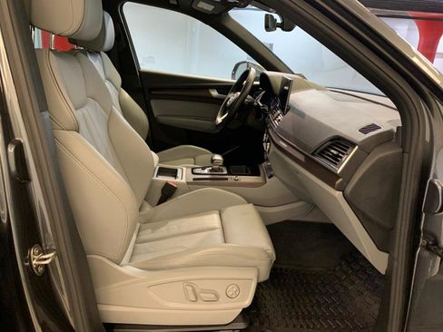 Used 2022 Audi Q5 2.0T Premium image 59