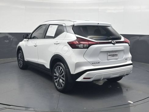 Used 2024 Nissan Kicks SV FWD image 7