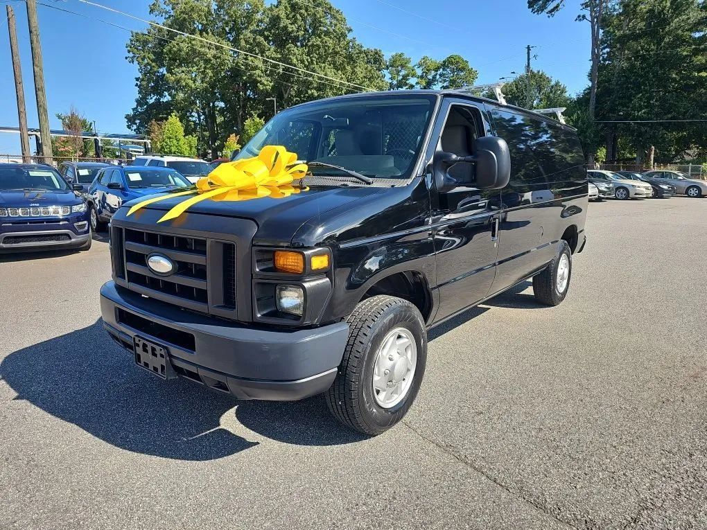 Used 2014 Ford E-350 and Econoline 350 Super Duty w/ Insulation Package RWD image 5