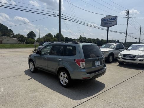 Used 2010 Subaru Forester 2.5X Premium w/ Popular Equipment Group 5B AWD/4WD image 5