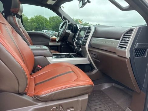 Used 2021 Ford F350 King Ranch w/ King Ranch Ultimate Package AWD/4WD image 28