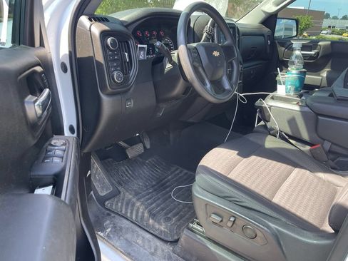 Used 2023 Chevrolet Silverado 1500 Custom AWD/4WD image 5