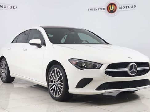 Used 2021 Mercedes-Benz CLA 250 4MATIC w/ Premium Package image 19