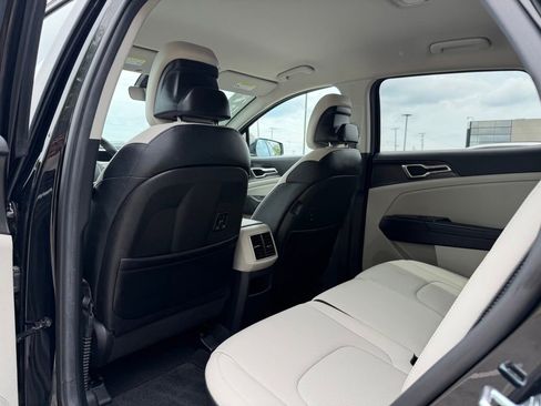 Used 2023 Kia Sportage EX FWD image 26