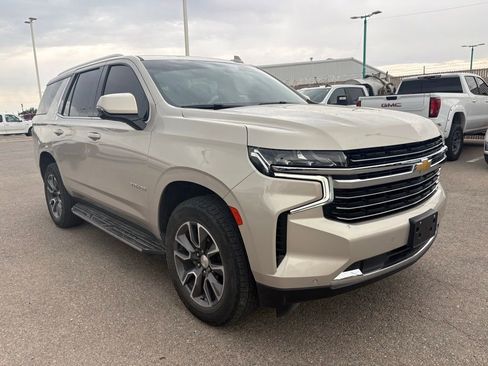Used 2022 Chevrolet Tahoe LT w/ Luxury Package AWD/4WD image 6