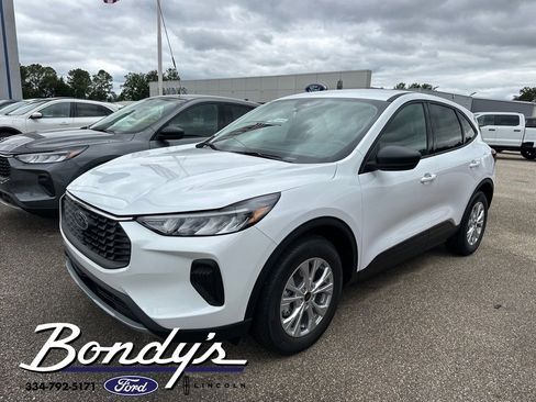 New 2026 Ford Escape Active image 2