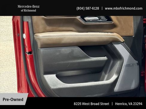 Used 2026 GMC Yukon Denali Ultimate w/ LPO, Floor Liner Package AWD/4WD image 12