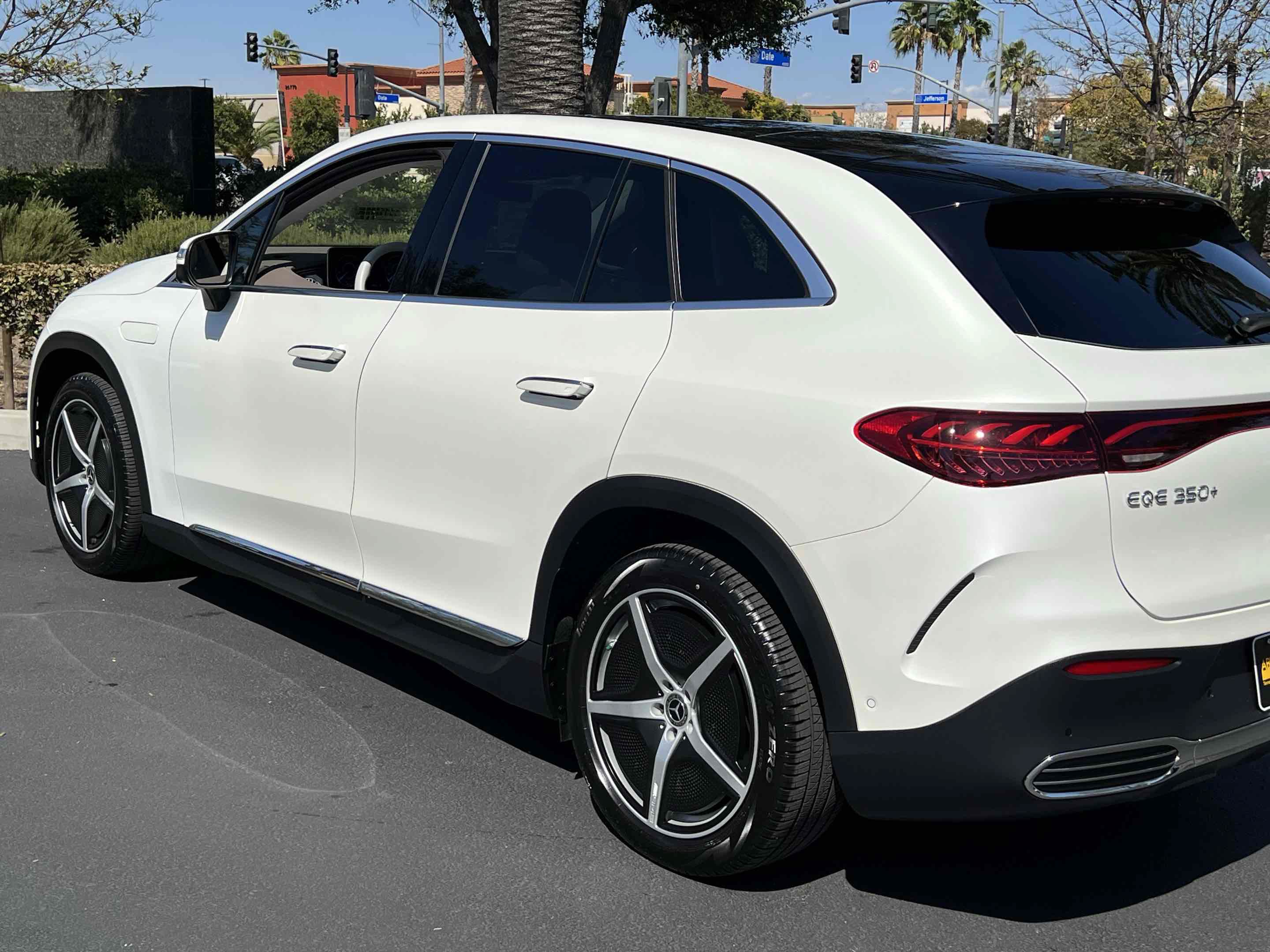 Used 2023 Mercedes-Benz EQE 350+ SUV w/ AMG Line Exterior Package image 43