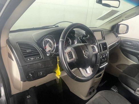 Used 2017 Dodge Grand Caravan SE w/ Power Window Group image 14