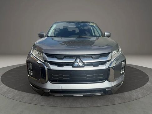 Used 2021 Mitsubishi Outlander Sport SE image 2