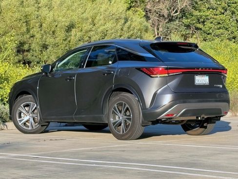 Certified 2024 Lexus RX 350h w/ Convenience Package image 3