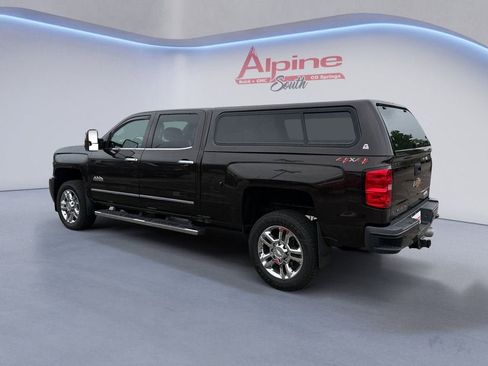 Certified 2018 Chevrolet Silverado 2500 High Country w/ Duramax Plus Package AWD/4WD image 3