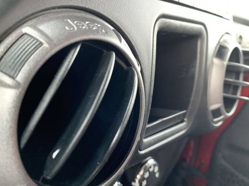 Used 2013 Jeep Wrangler Sport AWD/4WD image 22