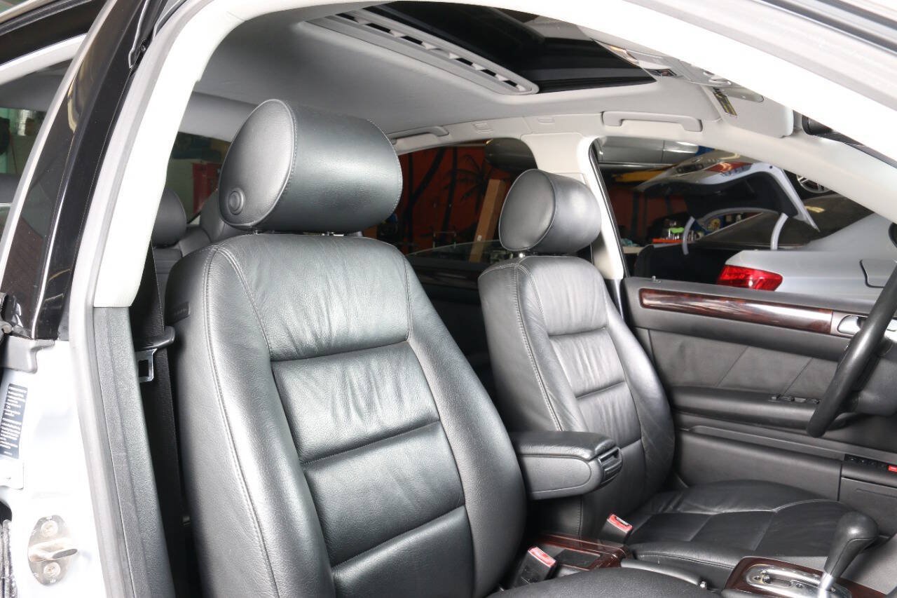 Used 2003 Audi A6 4.2 AWD/4WD image 42