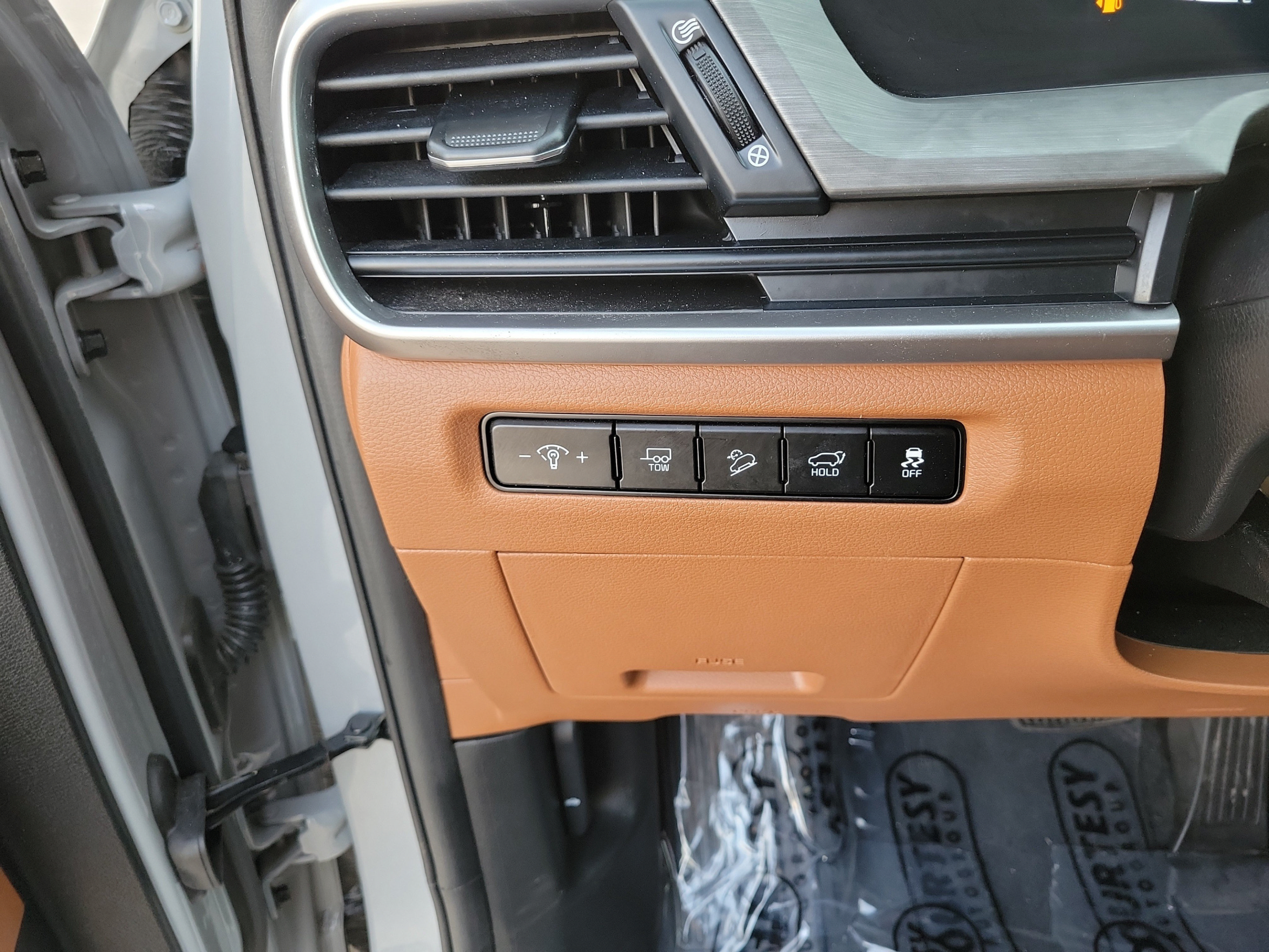 Certified 2024 Kia Telluride EX X-Line AWD/4WD image 30
