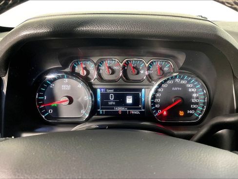 Used 2019 GMC Yukon XL SLT w/ Open Road Package AWD/4WD image 26