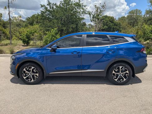 Certified 2024 Kia Sportage EX FWD image 8