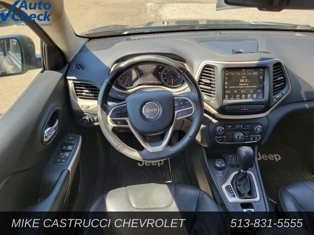 Used 2017 Jeep Cherokee Limited w/ Trailer Tow Group AWD/4WD image 12