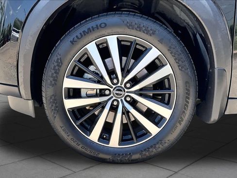 Certified 2023 Nissan Pathfinder Platinum FWD image 11