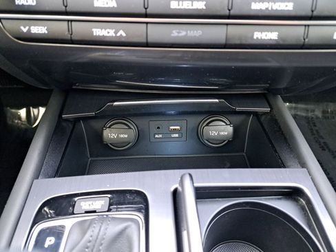 Used 2015 Hyundai Genesis 3.8 w/ Option Group 03 image 27