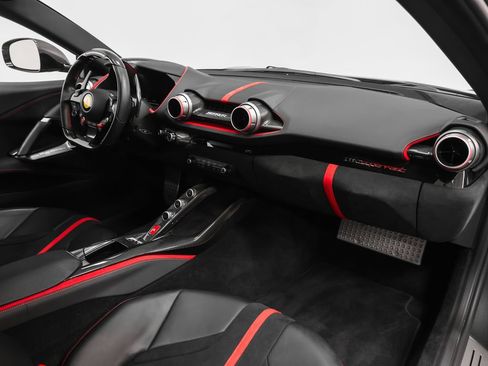 Certified 2019 Ferrari 812 Superfast RWD image 31