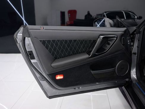 Used 2018 Nissan GT-R Premium image 38