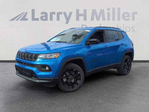 New 2026 Jeep Compass Latitude image 1