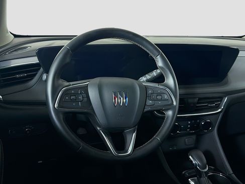 Used 2025 Buick Encore GX Preferred FWD image 18