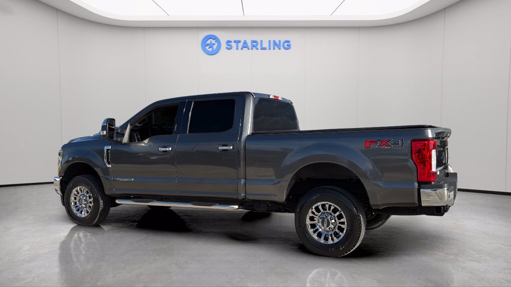Used 2018 Ford F250 XLT w/ XLT Premium Package AWD/4WD image 4