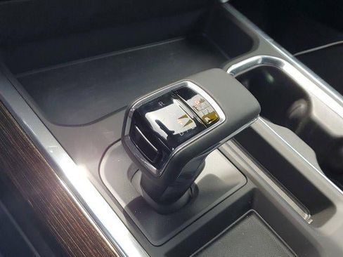 New 2025 GMC Sierra 1500 Elevation AWD/4WD image 22