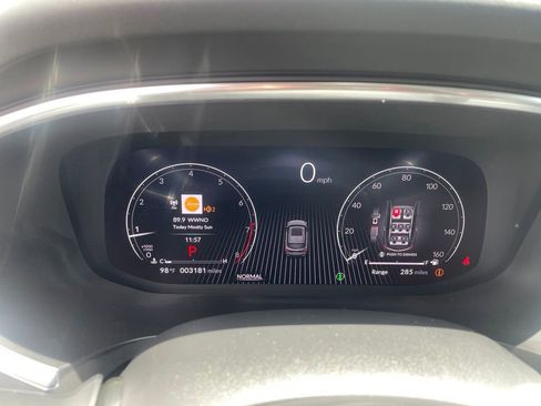 Used 2026 Acura MDX FWD w/ Technology Package image 13
