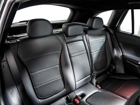 Certified 2026 Mercedes-Benz GLC 300 image 10