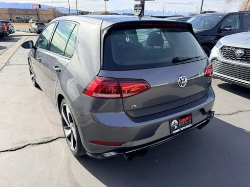 Used 2018 Volkswagen Golf 4-Door AWD/4WD image 6