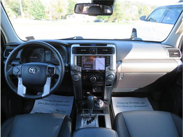 Used 2022 Toyota 4Runner SR5 Premium AWD/4WD image 5