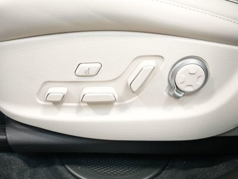 New 2026 Genesis GV80 2.5T Prestige image 16