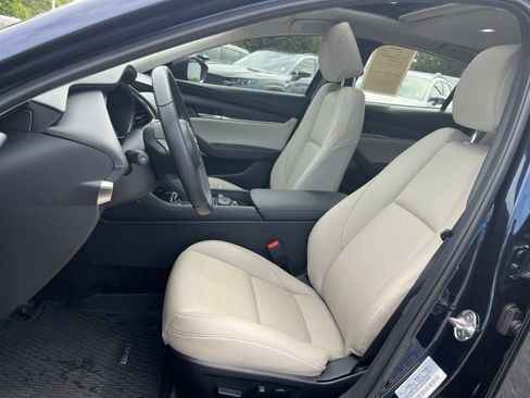 Certified 2025 MAZDA MAZDA3 s FWD image 29
