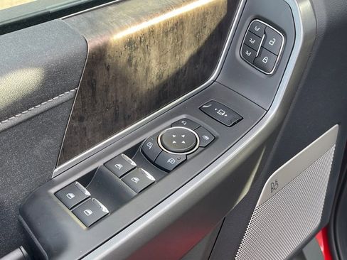 New 2026 Ford F350 Lariat w/ Black Appearance Package image 18