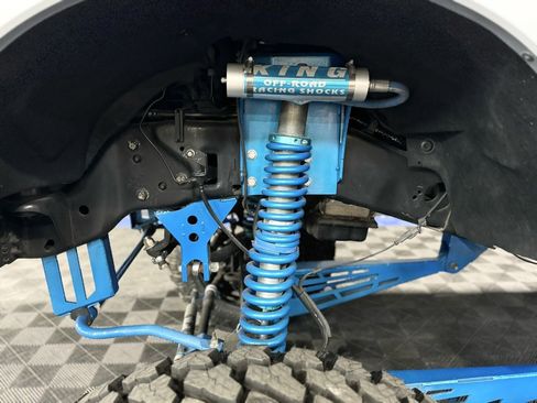 Used 2014 Ford F250 Platinum w/ FX4 Off-Road Package image 9