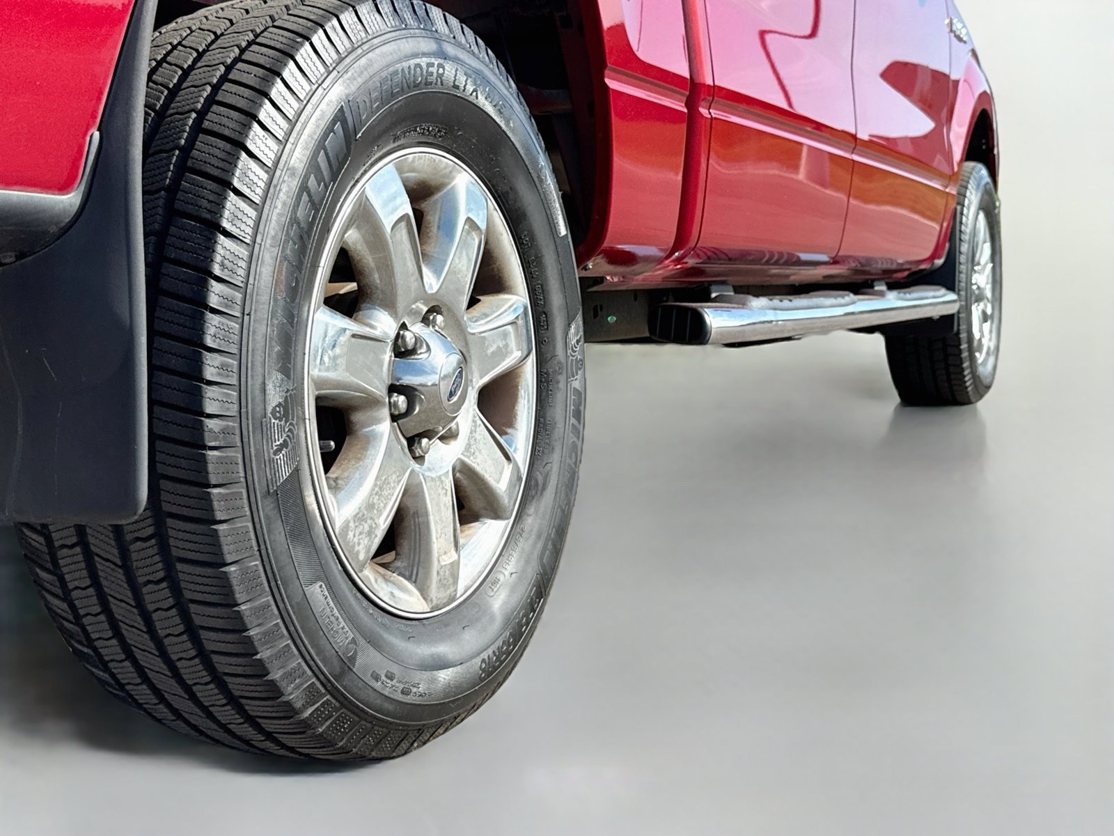 Used 2014 Ford F150 XLT w/ XLT Chrome Package AWD/4WD image 9