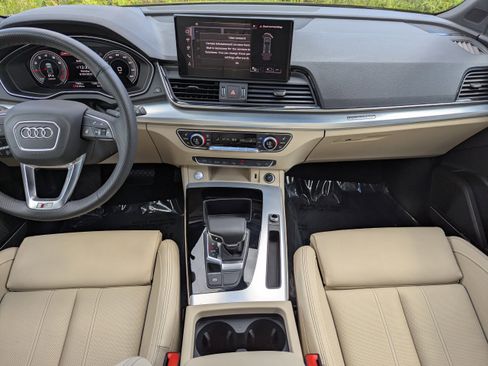 Certified 2025 Audi Q5 Prestige w/ Prestige Package image 20