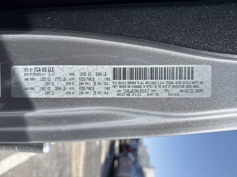 Used 2017 Jeep Wrangler Unlimited Sahara w/ Connectivity Group AWD/4WD image 29
