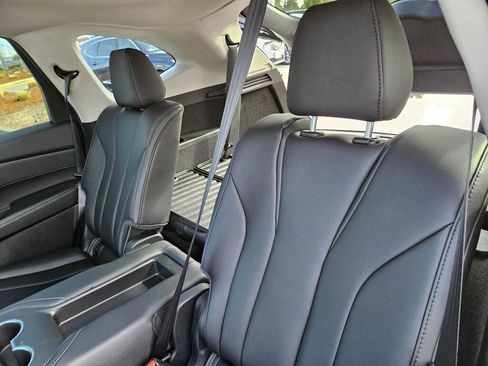 New 2026 Acura MDX SH-AWD image 23