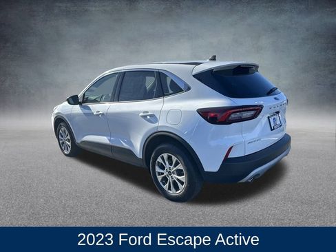 Used 2023 Ford Escape Active w/ Tech Pack #1 image 3