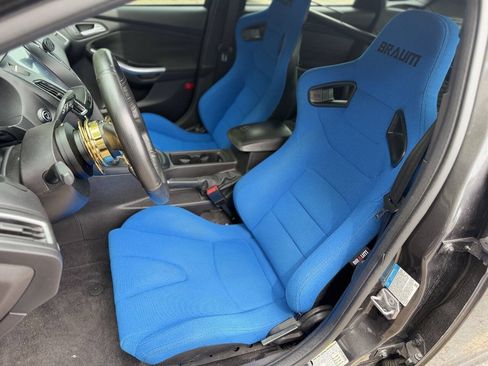 Used 2015 Ford Focus ST FWD image 9